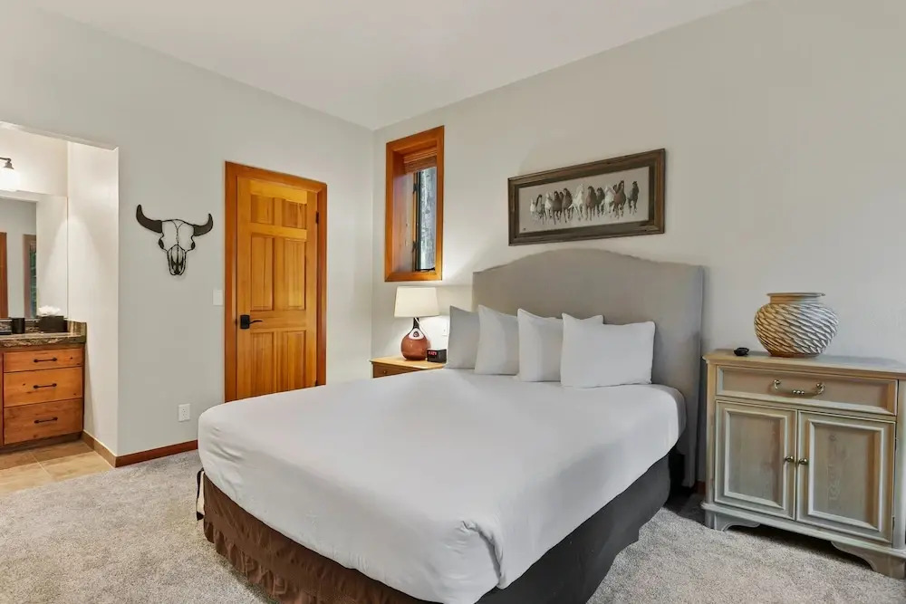 Queen Esther Drive Home at Deer Valley Resort - 4 Bedroom Home with Hot Tub #2436 4 Condo