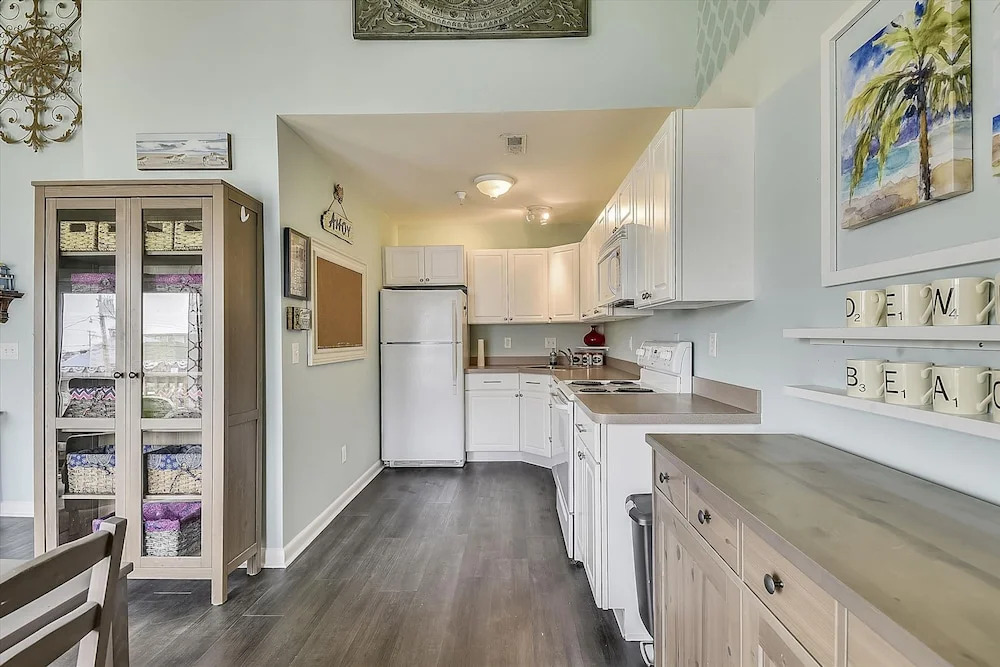107r Dagsworthy St Unit C by Long & Foster