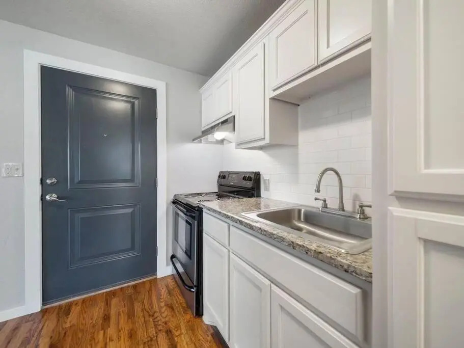 Boutique Apartment in Downtown