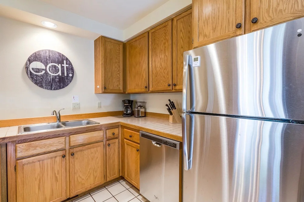 Skyline Condo 13