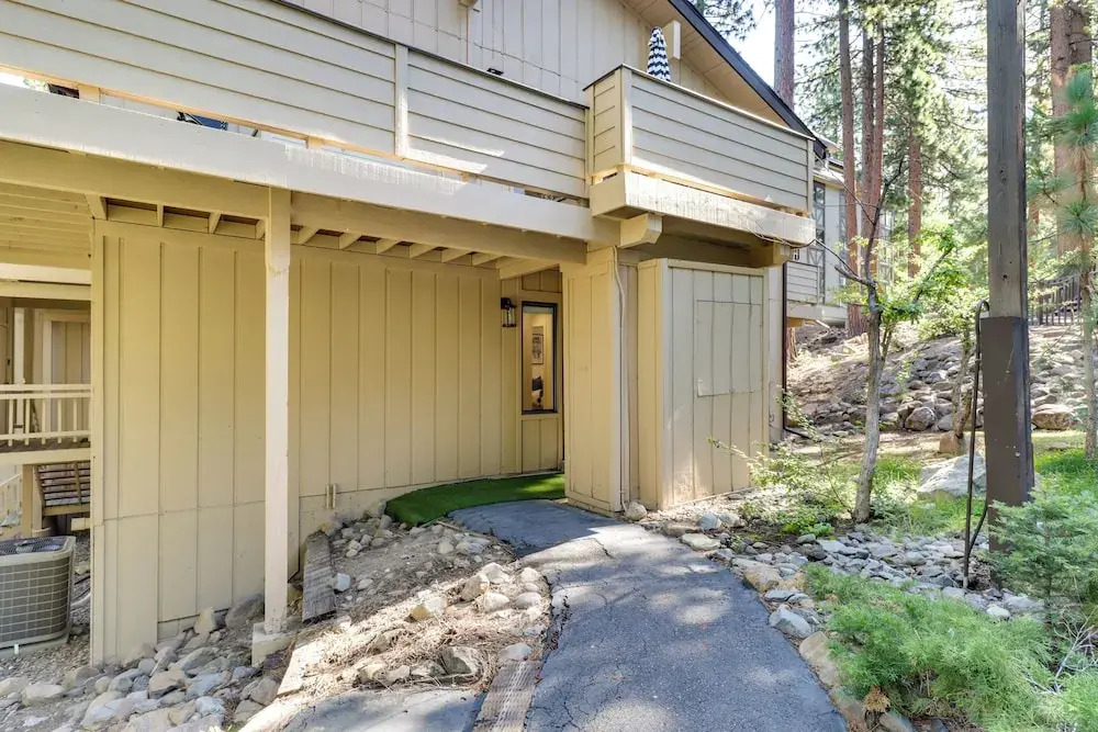 Stylish Incline Village Vacation Rental w/ A/C