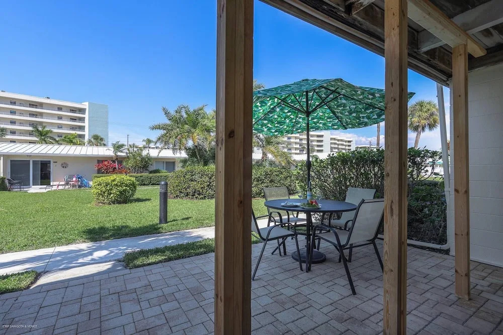 Jamaica Royale Townhome #3 - Steps To Pool & Beach