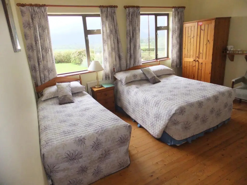 Kylie Farmhouse