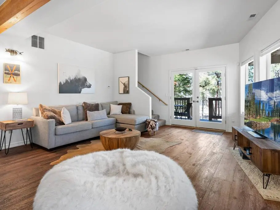 Royal Retreat by Boutiq