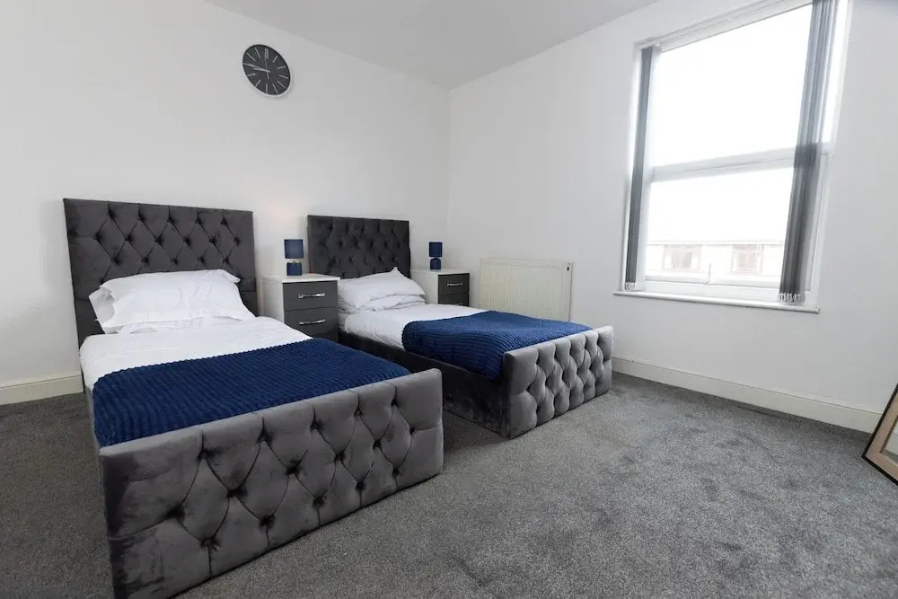 Cozy Nottingham Retreat Entire Home With 4 Bedroom