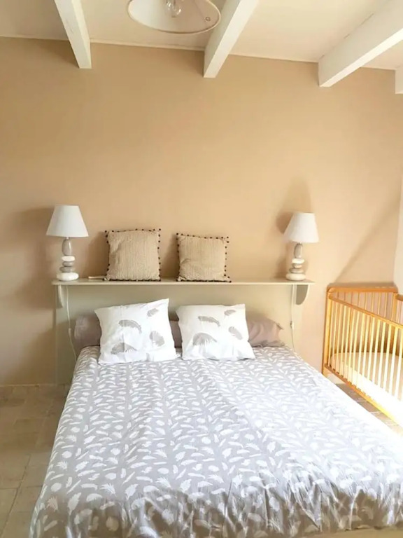 House With 2 Bedrooms in Aubignan, With Shared Pool, Enclosed Garden and Wifi - 120 km From the Beach