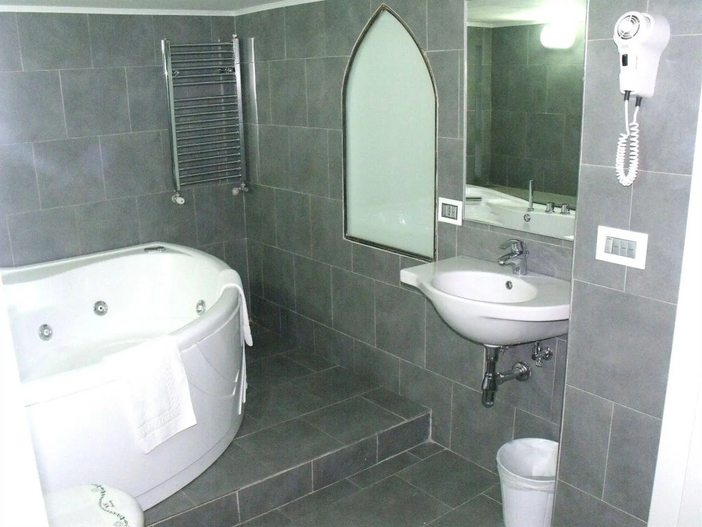 Spa Suite Angioini