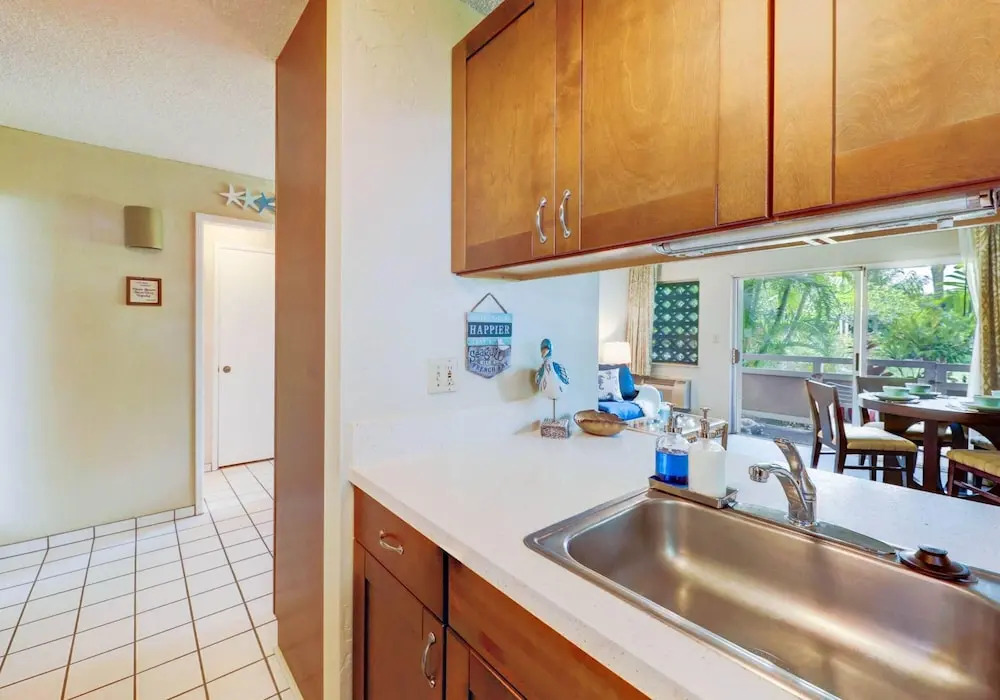 Plantation Hale Suites