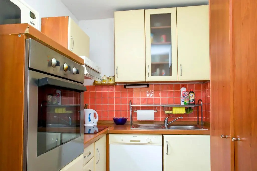 Ante Apartments