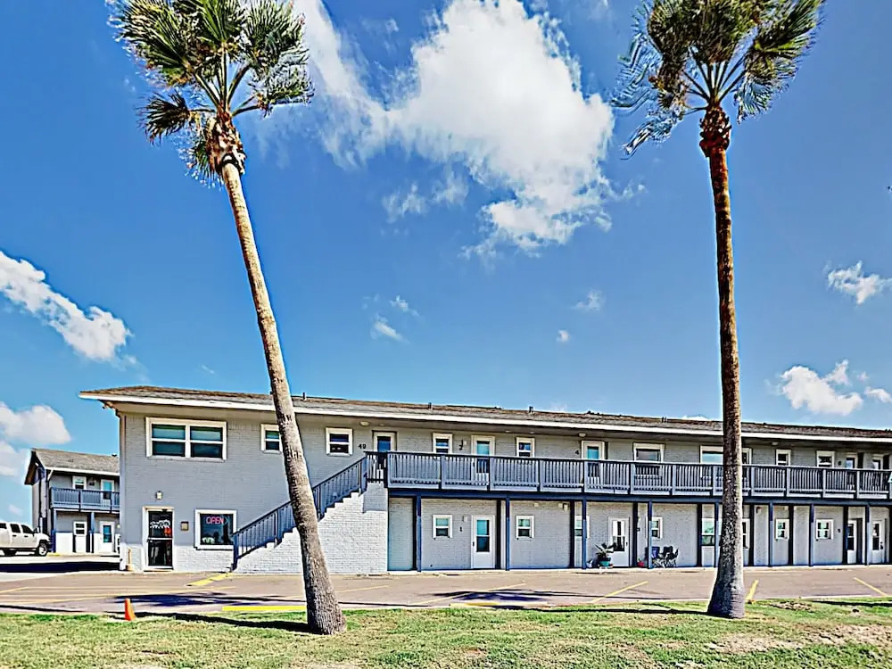 48 Sea Isle Village - One Bedroom Bungalow