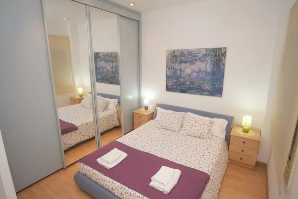 Lovely Apartment at Park Güell