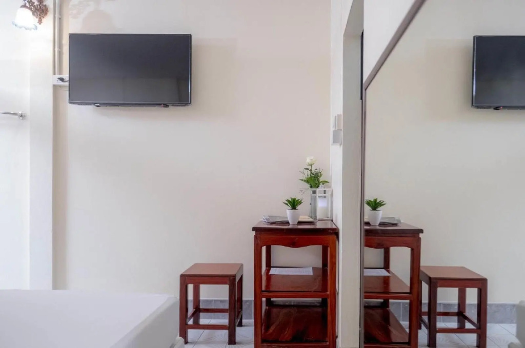 Chimphli Hotel