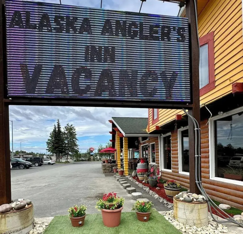 Alaska Anglers Inn