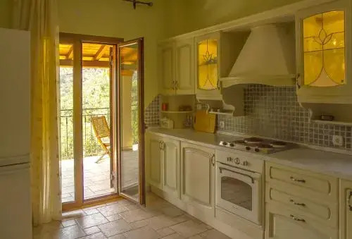 Garnelis House