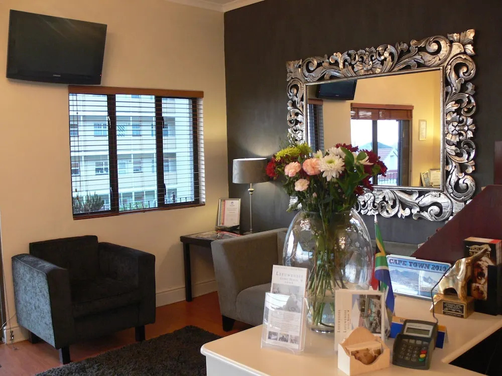 Leeuwenzee Guesthouse