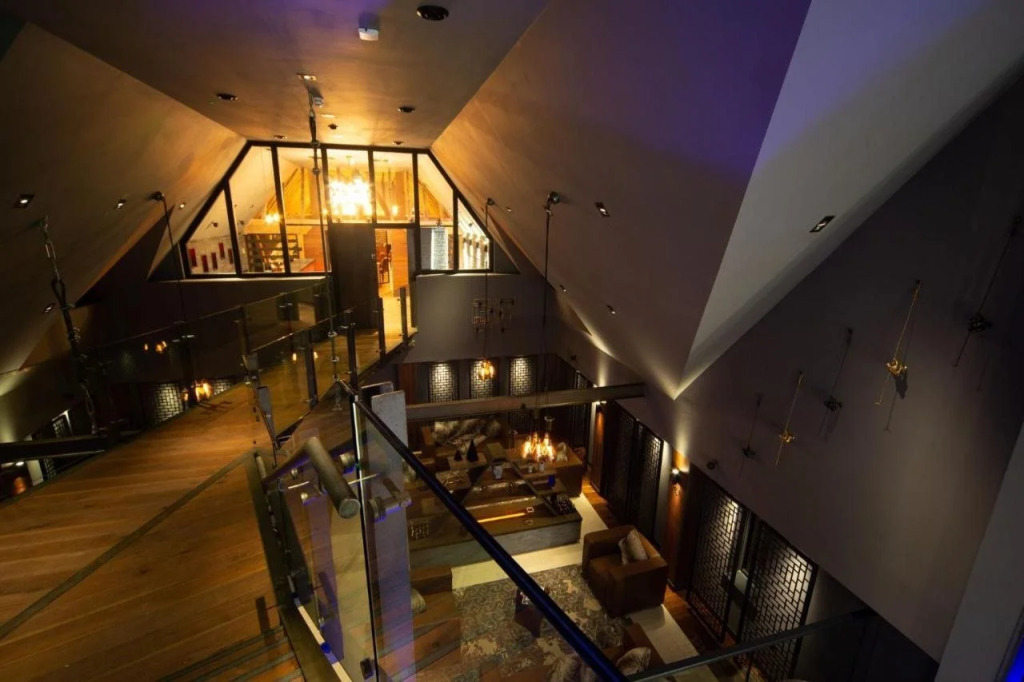 Cave Hotel & Golf Resort