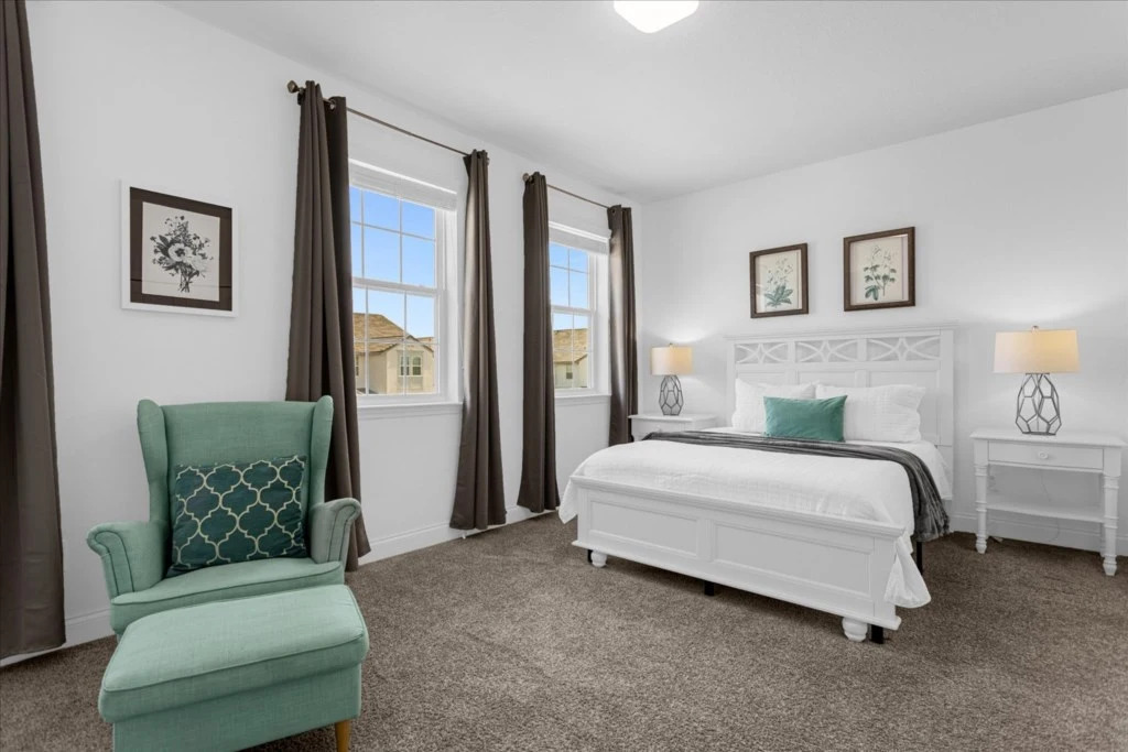 4 Bd 3 Ba The Enclaves At Festival 232 Cd