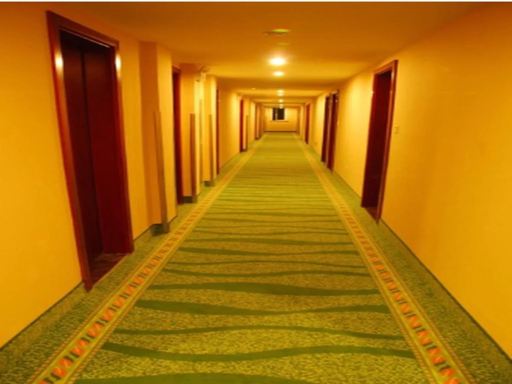 GreenTree Inn Jiangsu Wuxi Huishan Avenue Gaoli Motor City Express Hotel