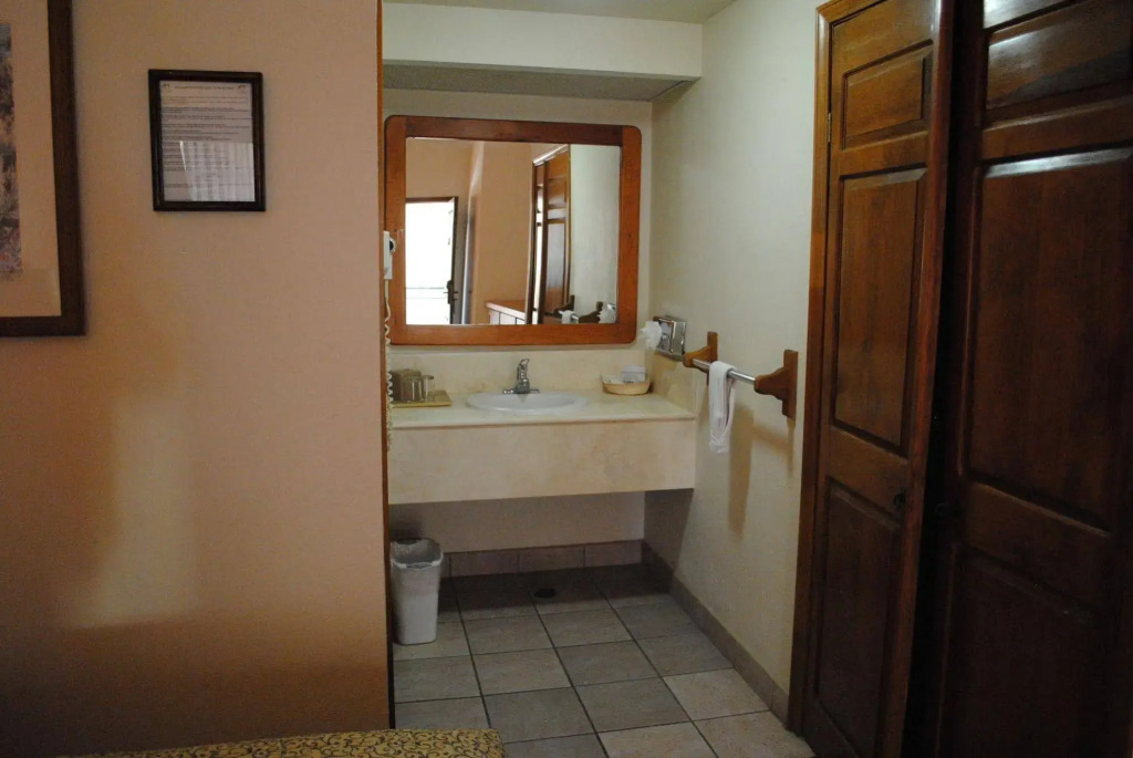 Hotel Suites EL Paseo
