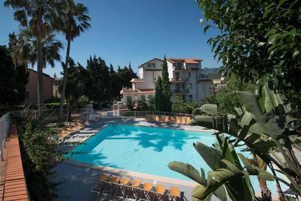 Ferienwohnung für 3 Personen 1 Kind ca 40 m in Pietra Ligure, Italienische Riviera Palmenriviera