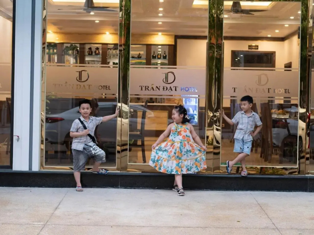 Trần Đạt Hotel