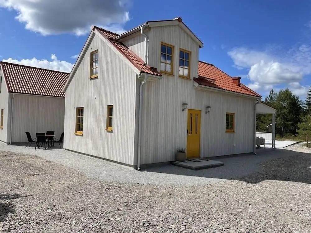 Villa Vitviken Sleeps 4 with Pool