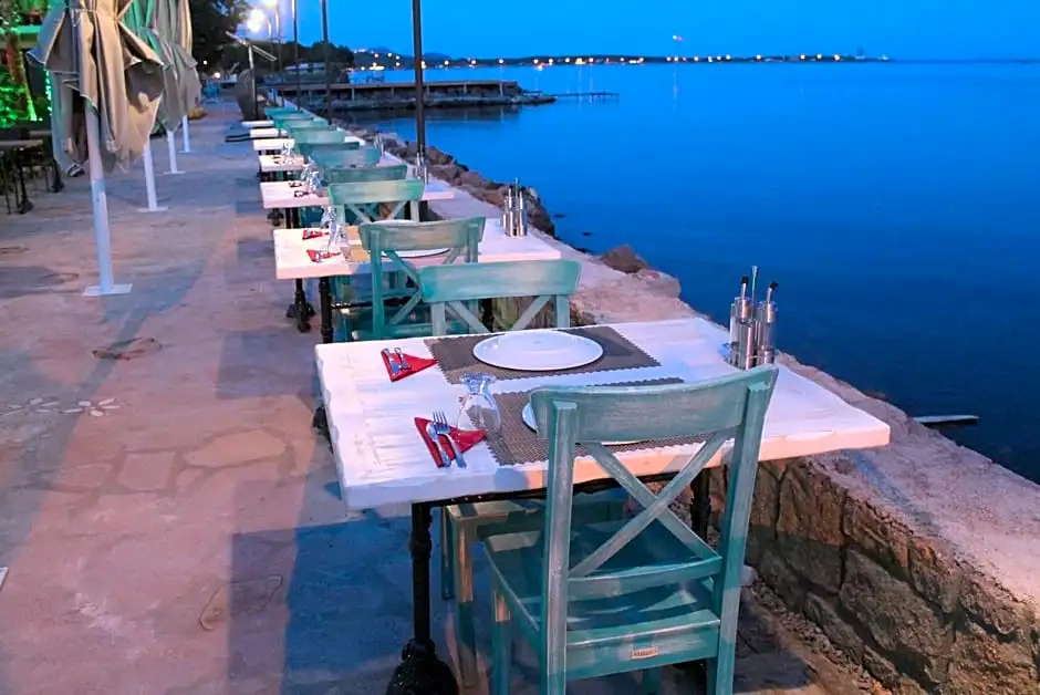 Assos Zeyti̇n Han Hotel Adults Only 12
