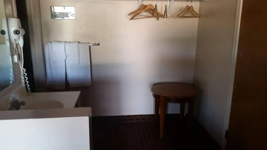 Continental Inn