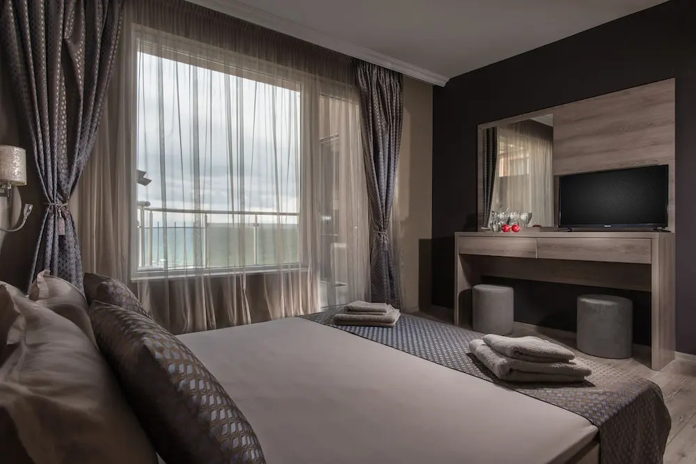Nikki Beach Apartments