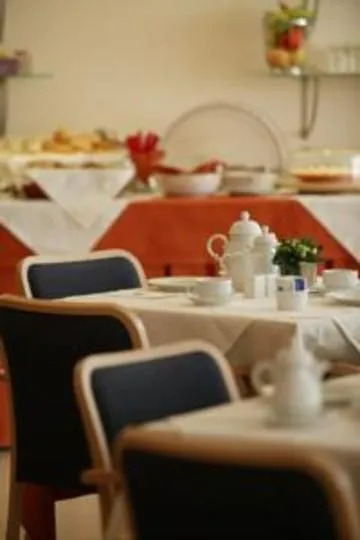 Hotel Renania