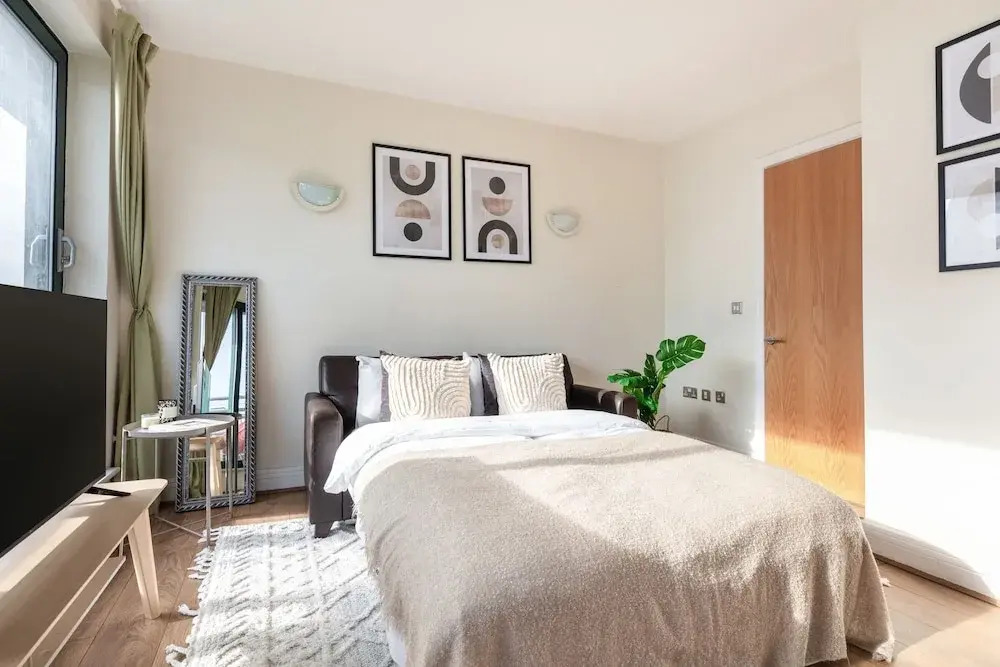Charming 1BR Near Tower Bridge Walks