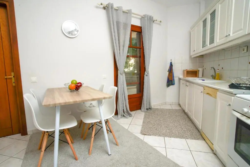 Irini's sea view apartment 80m2 Nea Michaniona