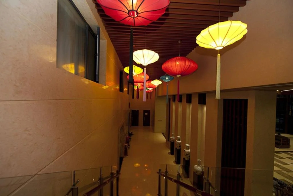 Jingzhou Huangting Holiday Hotel