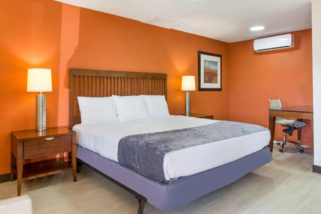 Rodeway Inn Berryville