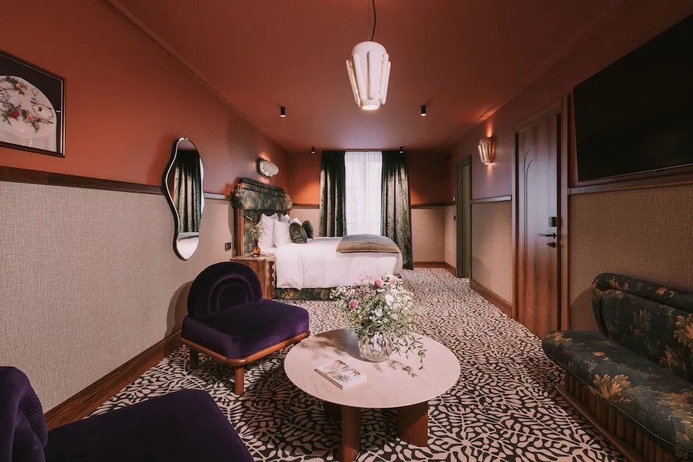 1.75 Paris La Trêve