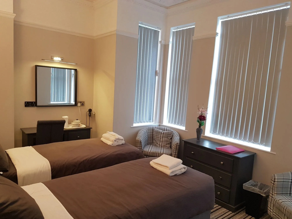 Arona Guest Hotel