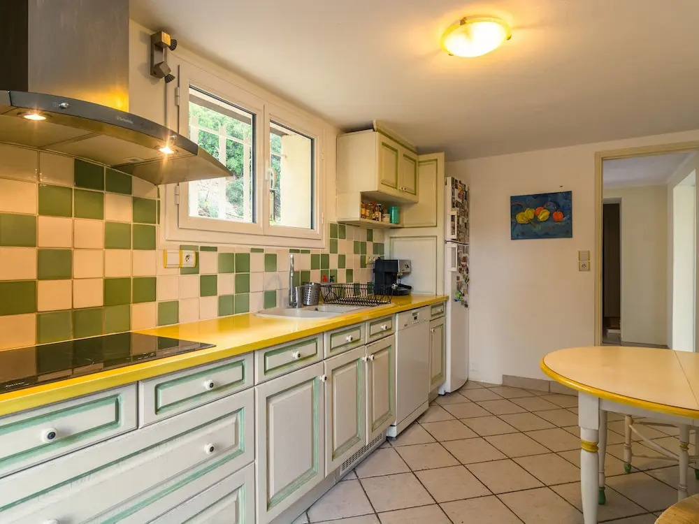 Villa in Hyères near Beach & Pool