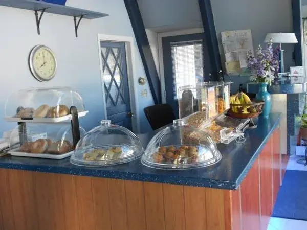 Cape Shore Inn