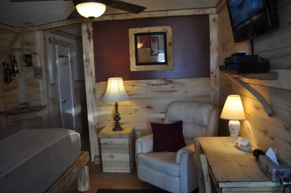 The Cedaredge Lodge