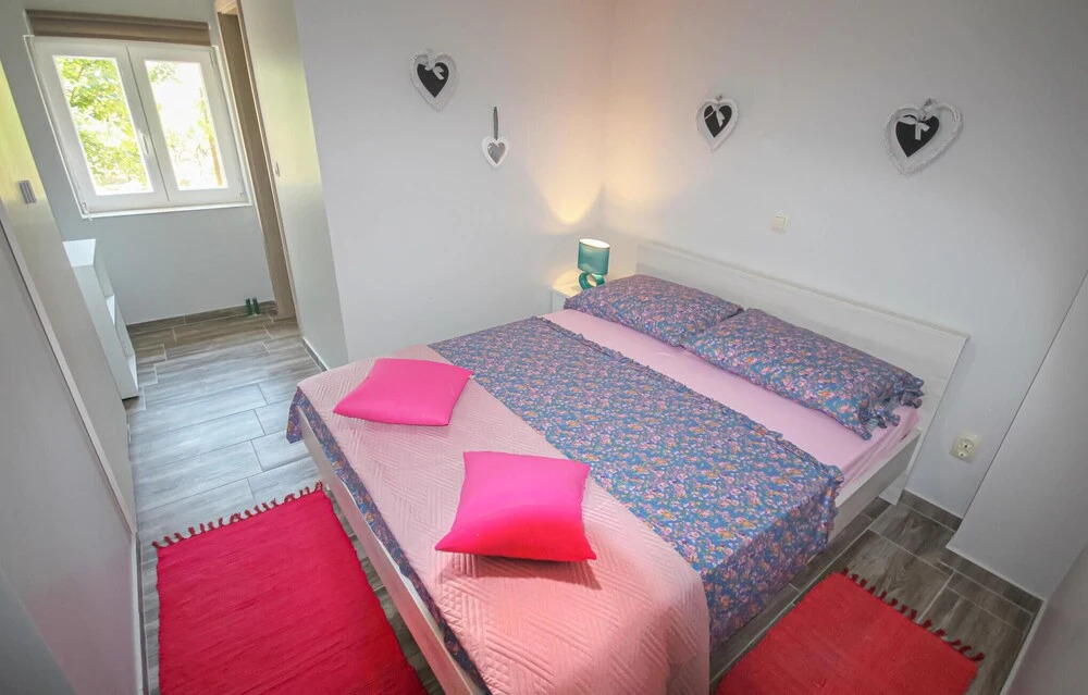 Nice Apartment in Ljubac With 2 Bedrooms and Wifi