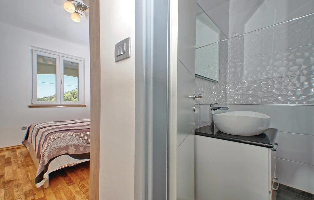 Awesome Home in Blato With Wifi and 6 Bedrooms
