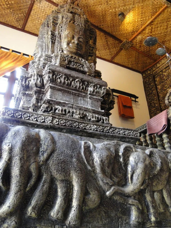 Terrasse des Elephants Hotel & Restaurant