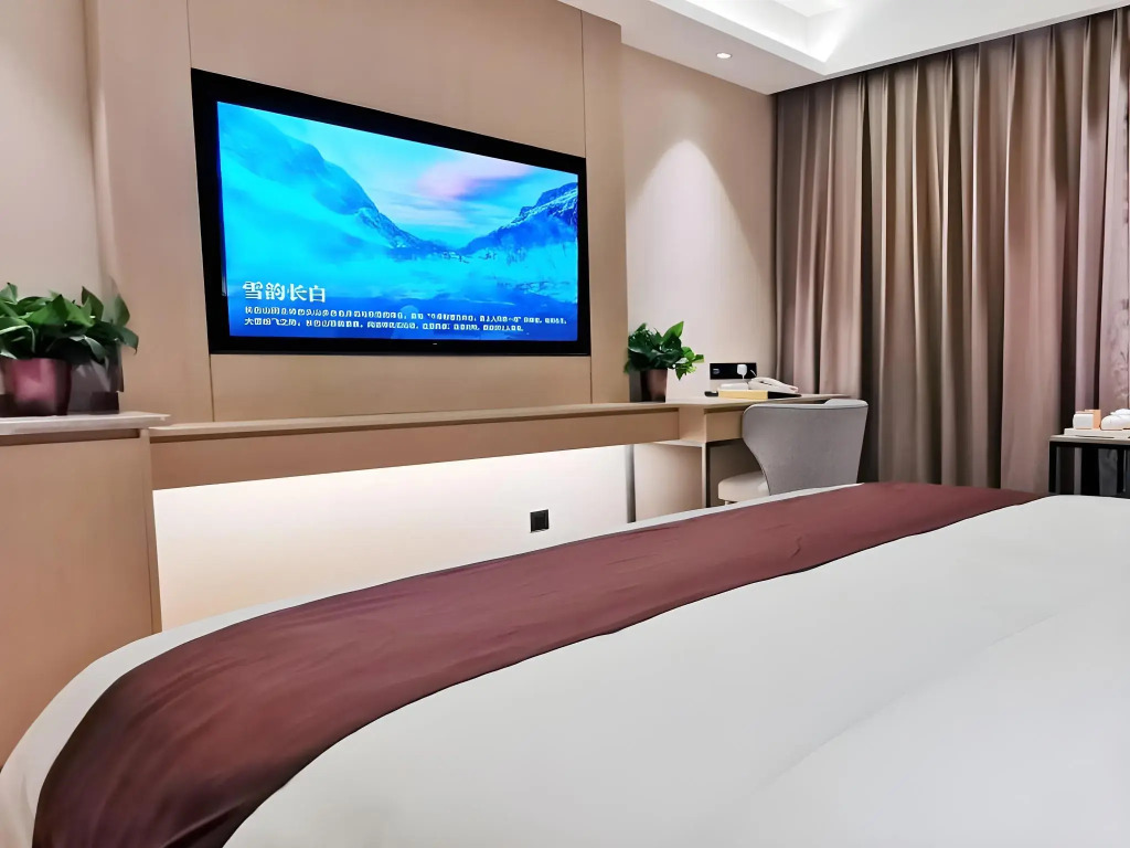 GYA Jurong Yinglun International Hotel