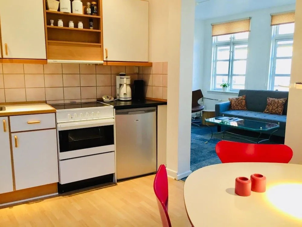 City Hotel Apartments