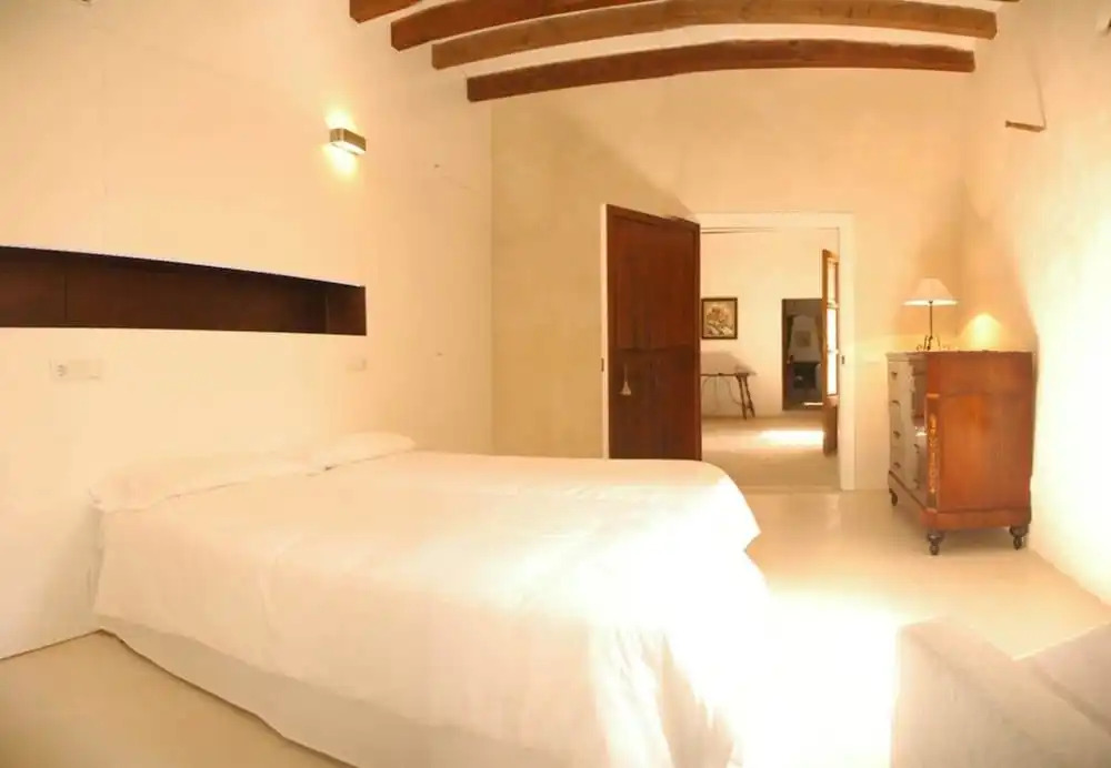 Villa - 5 Bedrooms with Pool and WiFi - 103224