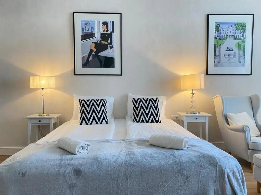 Romantic riverview bestern