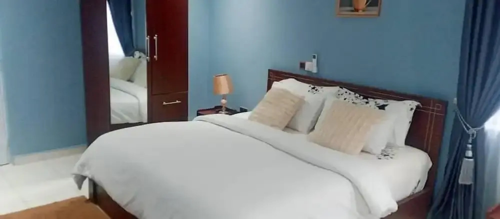 SNS Apartments