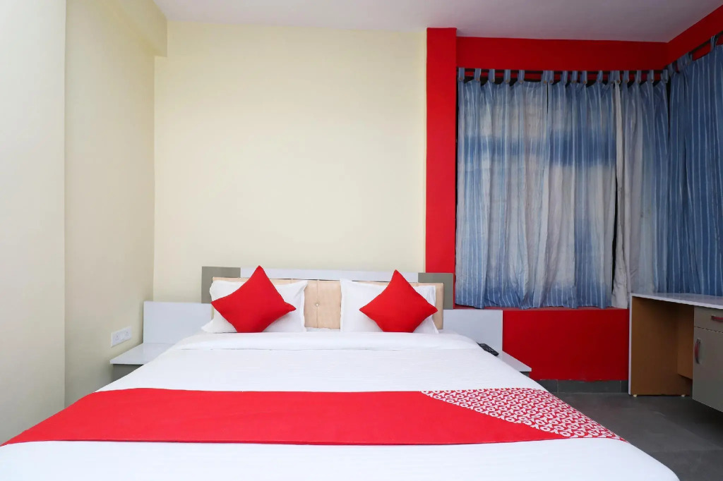 Affinity Palace By OYO Rooms