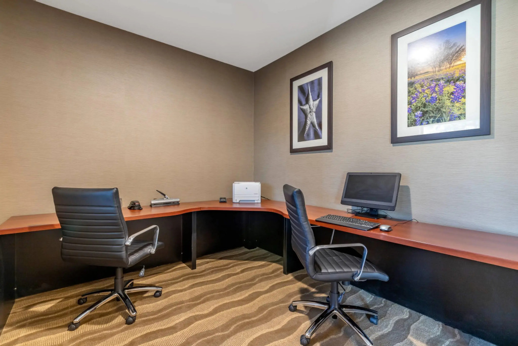 Comfort Suites San Antonio North - Stone Oak