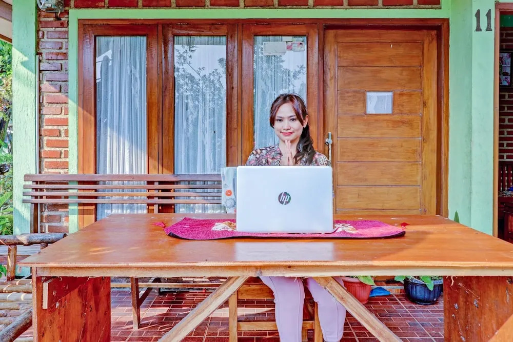 Cibeunying Homestay Cibodas Maribaya Homestays By Oyo Rooms